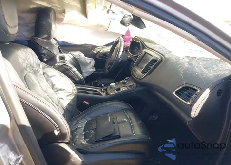 2015 Chrysler 200 C из США, поврежденный, VIN 1C3CCCEG8FN636659